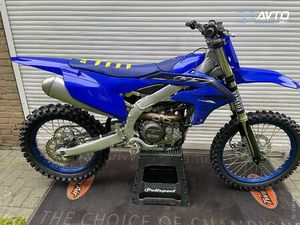 YAMAHA YZF 450