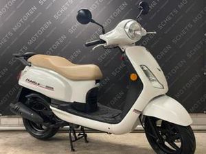 SYM FIDDLE 2 2021 EURO-5 | (45KM) | 1E EIGENAAR | KOFFER — SCOOTERS | SYM — MARKTPLAATS
