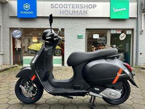 ② VESPA GTS 125 CC SUPER SPORT NERO CONVINTO (NR.08)