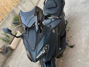 YAMAHA - TECH T-MAX