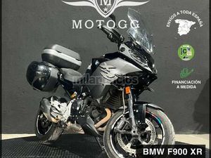 BMW - F 900 XR