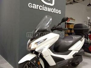 KYMCO - GRAND DINK 300
