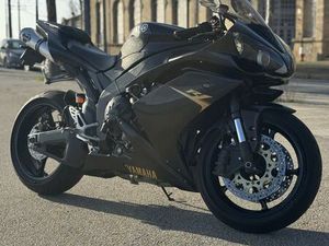 YAMAHA R1 2008 MAFAMUDE E VILAR DO PARAÍSO