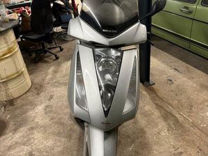 HONDA PANTHEON 125 ER ROLLER