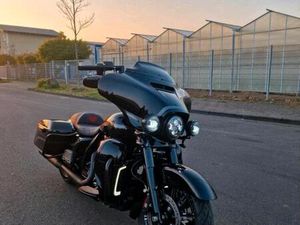 HARLEY ELECTRA GLIDE