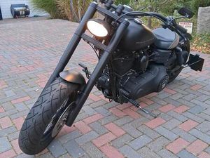 2010ER HARLEY DAVIDSON DYNA "STREET BOB"