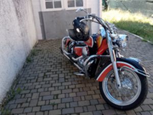 HONDA SHADOW 750 CASTOMIZZATA