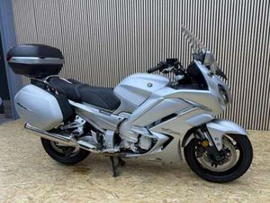 YAMAHA FJR 1300