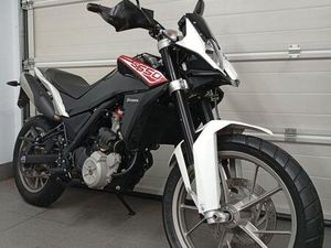 HUSQVARNA TR650 STRADA