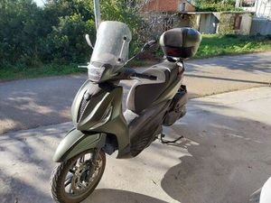 PIAGGIO BEVERLY 400S 400 CM3, 2024 GOD.