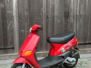 ② PIAGGIO ZIP TYPE 50 CC