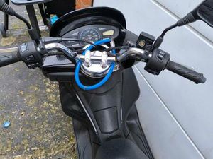 ② HONDA PCX 125 CC