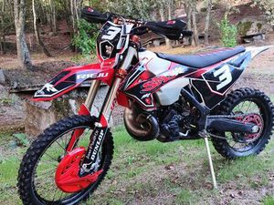MOTO ENDURO RIEJU MR 300 SERZEDO E CALVOS