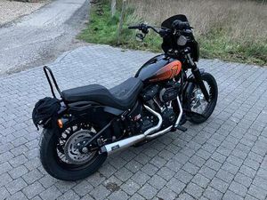 ② HARLEY DAVIDSON STREET BOB 114 CLUBSTYLE