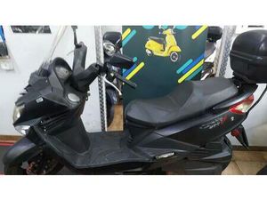 VENDO SYM JOYRIDE 200 ABS (2017 - 20) USATA A GENOVA (CODICE 9897230) - MOTO.IT
