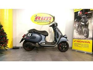 VENDO VESPA GTV 300 HPE (2023 - 25) USATA A RICCIONE (CODICE 9899974) - MOTO.IT
