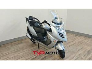 VENDO KYMCO GRAN DINK 250 USATA A FOSSANO (CODICE 9900698) - MOTO.IT
