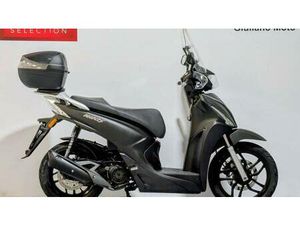 VENDO KYMCO PEOPLE 200I S (2021 - 25) USATA A TERRACINA (CODICE 9900303) - MOTO.IT