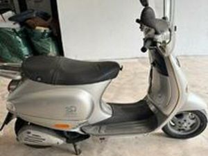 VESPA ET4 150 CC