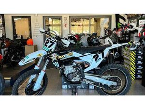 VENDO HUSQVARNA FC 450 ROCKSTAR EDITION (2023) USATA A RIETI (CODICE 9896765) - MOTO.IT