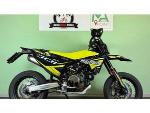 VENDO HUSQVARNA 701 SUPERMOTO (2023 - 25) USATA A QUART (CODICE 9897109) - MOTO.IT
