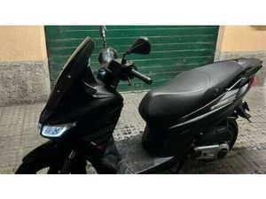 VENDO APRILIA SXR 50 (2021 - 25) USATA A MILANO (CODICE 9899455) - MOTO.IT