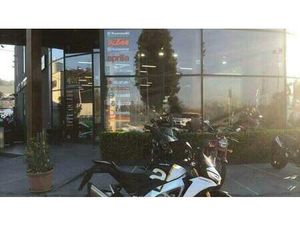 VENDO APRILIA TUONO V4 (2021 - 24) USATA A CHIETI (CODICE 9901129) - MOTO.IT