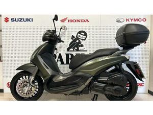 VENDO PIAGGIO BEVERLY 300 S I.E. ABS-ASR (2016 - 20) USATA A RAPALLO (CODICE 9897317) - MOTO.IT