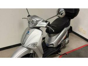 VENDO PIAGGIO LIBERTY 125 4T (2003 - 13) USATA A RAPALLO (CODICE 9900608) - MOTO.IT
