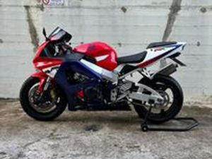 HONDA CBR 1000 RR