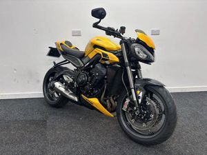TRIUMPH STREET TRIPLE 765 RS 765 CC