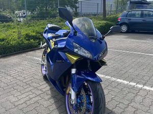 HONDA CBR 600 RR