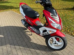 PEUGEOT SPEEDFIGHT 2 ROLLER ROT - 50/25 CCM PAPIERE