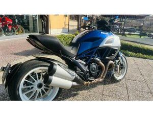 VENDO DUCATI DIAVEL 1200 (2014 - 16) USATA A GUIDONIA MONTECELIO (CODICE 9900285) - MOTO.IT