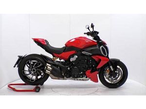 VENDO DUCATI DIAVEL V4 (2023 - 25) USATA A CASTELLANZA (CODICE 9900936) - MOTO.IT