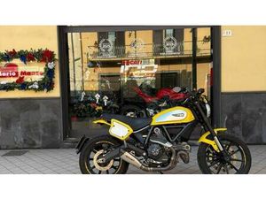 VENDO DUCATI SCRAMBLER 800 FLAT TRACK PRO (2016 - 17) USATA A ANGRI (CODICE 9899125) - MOTO.IT