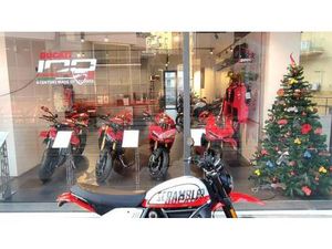 VENDO DUCATI SCRAMBLER 800 URBAN MOTARD (2022) USATA A ANGRI (CODICE 9897579) - MOTO.IT