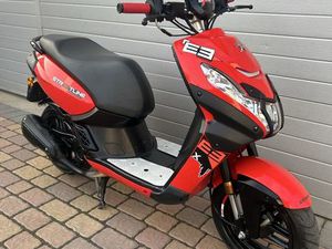 PEUGEOT KISBEE 50 2T 2020R STREETZONE SKUTER PEUGEOT BENICE