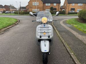 PIAGGIO, VESPA, 2009, 244 (CC) SILVER HPI CLEAR