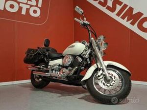 YAMAHA XVS 1100 DRAG STAR A CLASSIC YAMAHA XVS 6