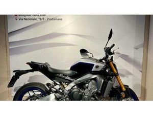 VENDO YAMAHA MT-09 SP (2024 - 25) USATA A PRADAMANO (CODICE 9901435) - MOTO.IT