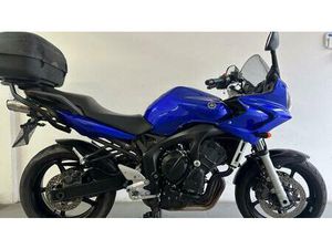 VENDO YAMAHA FZ6 FAZER (2004 - 07) USATA A AREZZO (CODICE 9900593) - MOTO.IT