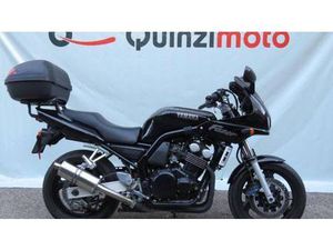 VENDO YAMAHA FZS 600 FAZER (1998 - 01) USATA A VITERBO (CODICE 9899038) - MOTO.IT