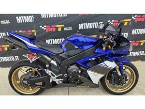 VENDO YAMAHA YZF R1 (2007 - 08) USATA A BADIA PAVESE (CODICE 9897962) - MOTO.IT