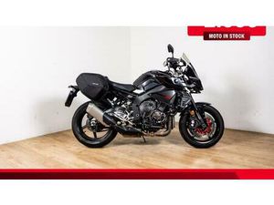 VENDO YAMAHA MT-10 ABS (2016 - 17) USATA A ROMA (CODICE 9897145) - MOTO.IT