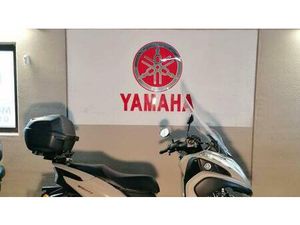 VENDO YAMAHA TRICITY 125 (2022 - 24) USATA A GENOVA (CODICE 9896879) - MOTO.IT
