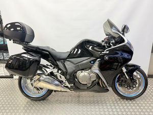 HONDA VFR1200F 1237 CC
