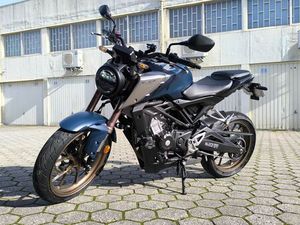 HONDA CB125R AZUL 2022 MATOSINHOS