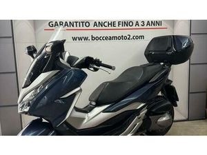 VENDO HONDA FORZA 300 ABS (2018 - 20) USATA A ROMA (CODICE 9901025) - MOTO.IT