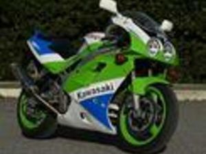 KAWASAKI ZXR 750